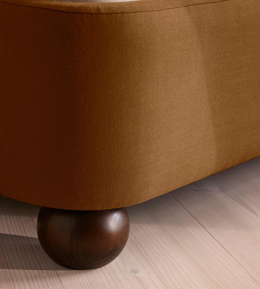 Tristan Bed - King - Linen - Terracotta - US - Images - Image 5