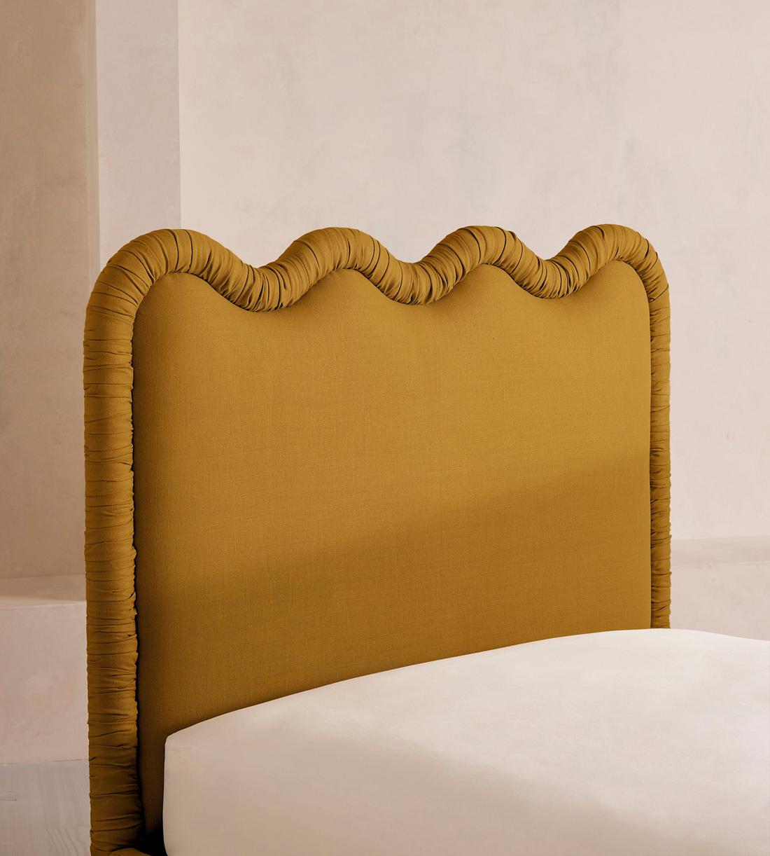Tristan Bed - King - Linen - Turmeric - US - Images - Image 4