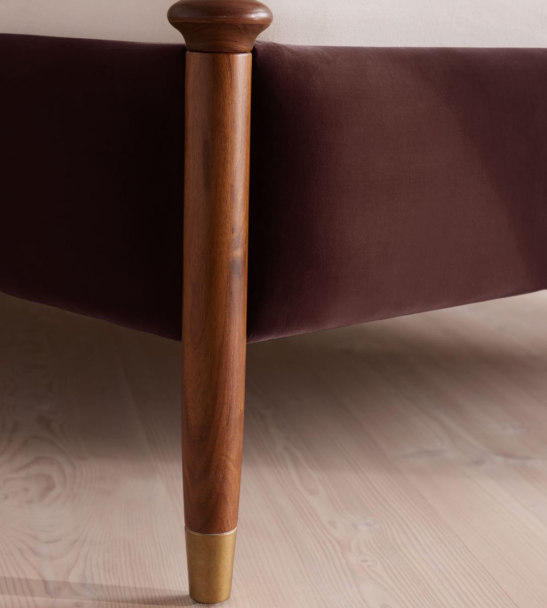 Paolo Bed - Queen - Velvet - Aubergine - US - Images - Image 5