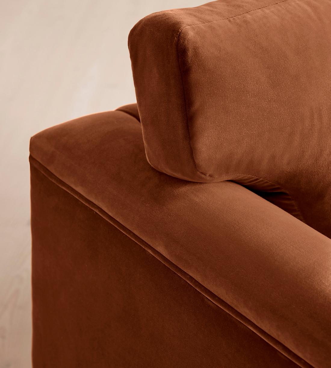 Reya Loveseat - Velvet - Cinnamon - US - Images - Image 5