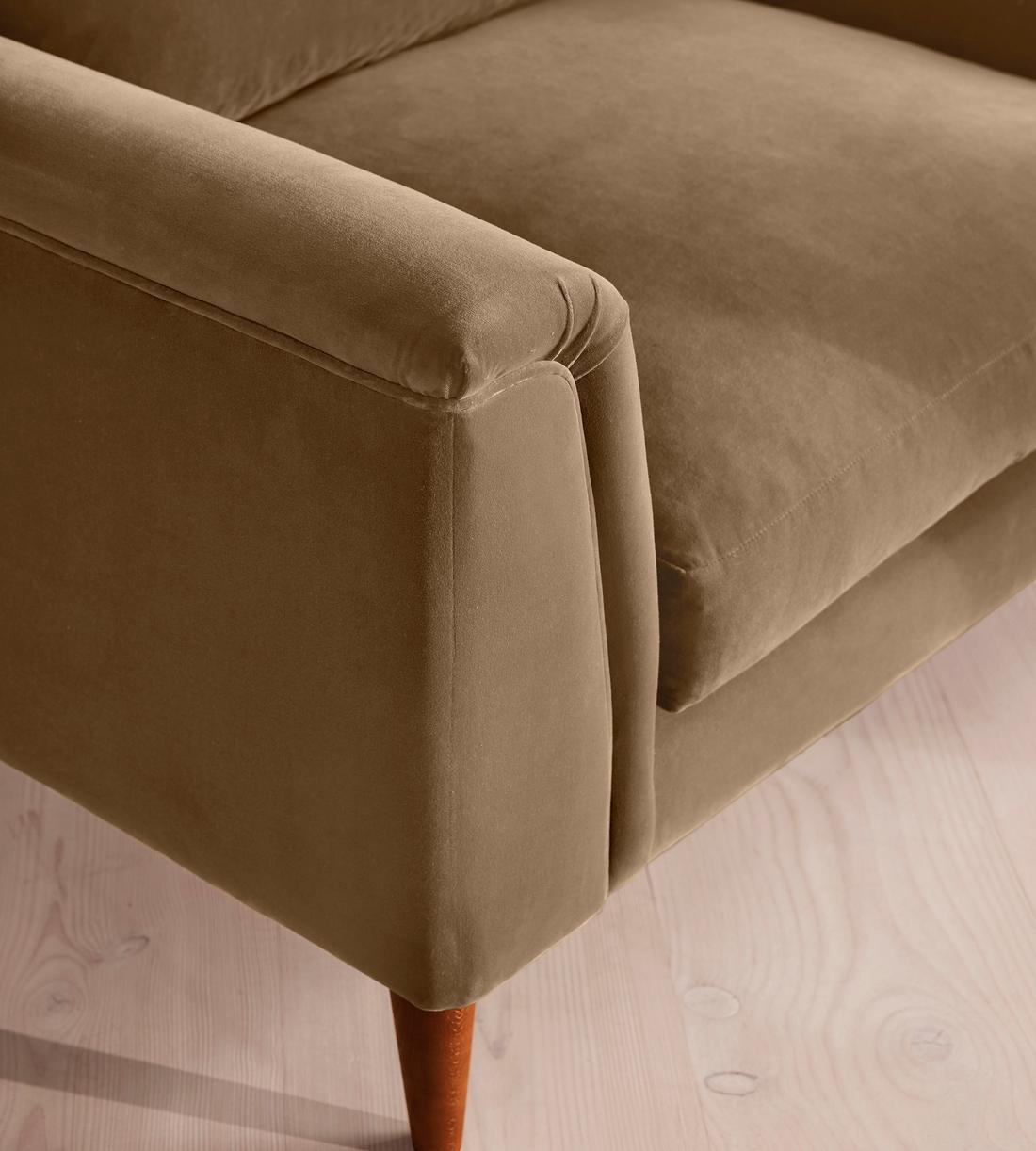 Reya Loveseat - Velvet - Truffle - US - Images - Image 5