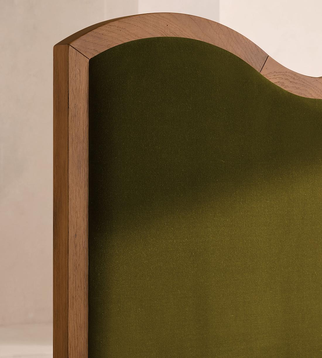 Aubrey Bed - Queen - Velvet - Olive - US - Images - Image 4