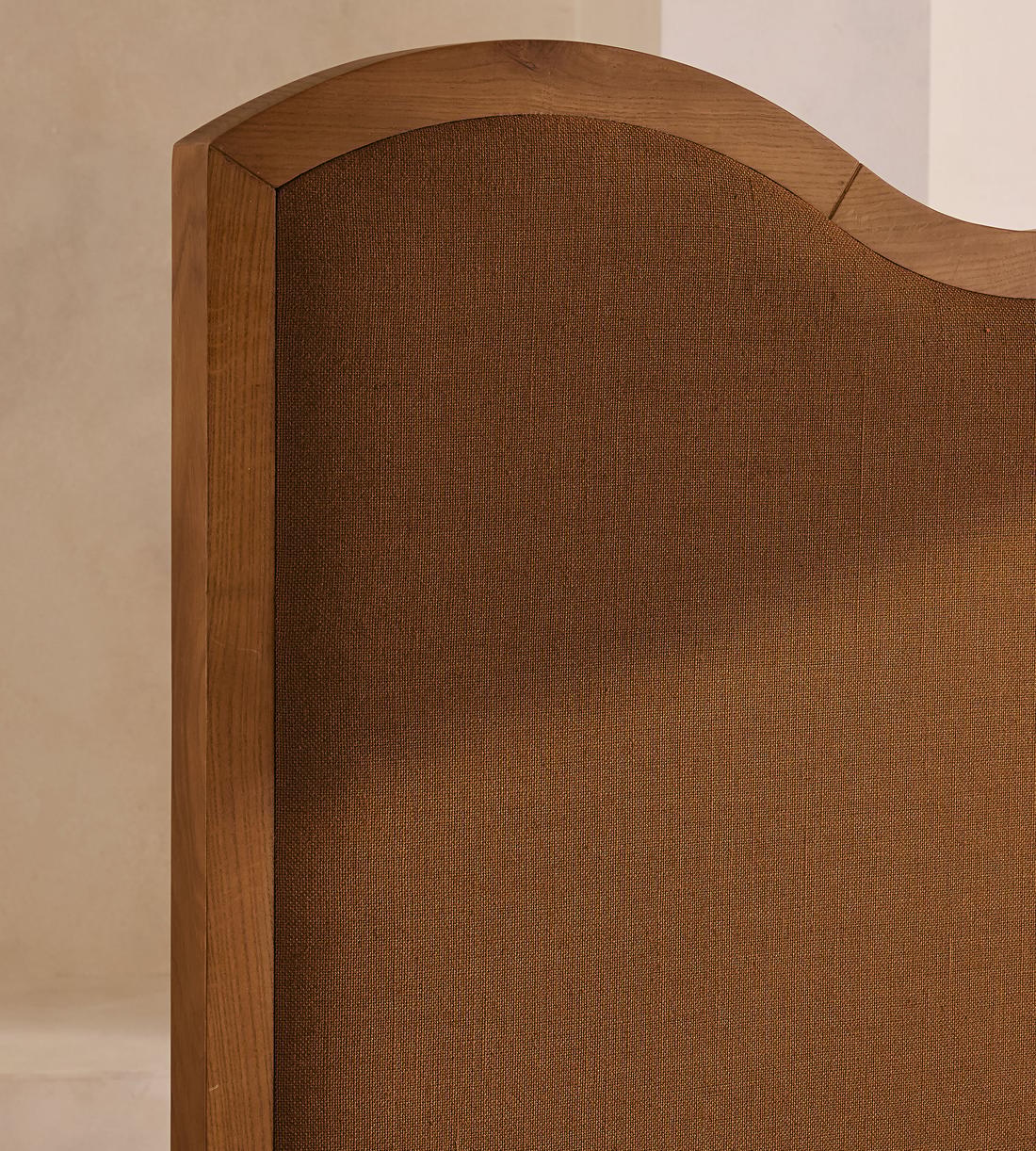 Aubrey Bed - Queen - Linen - Terracotta - US - Images - Image 3