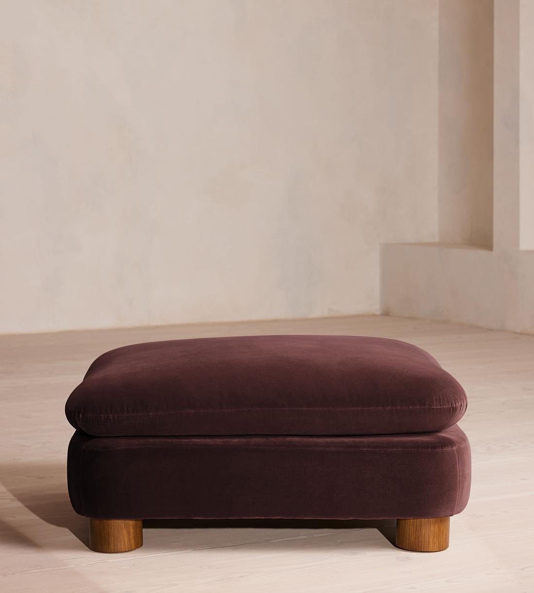 Vivienne Ottoman - Velvet - Aubergine - US - Image 2