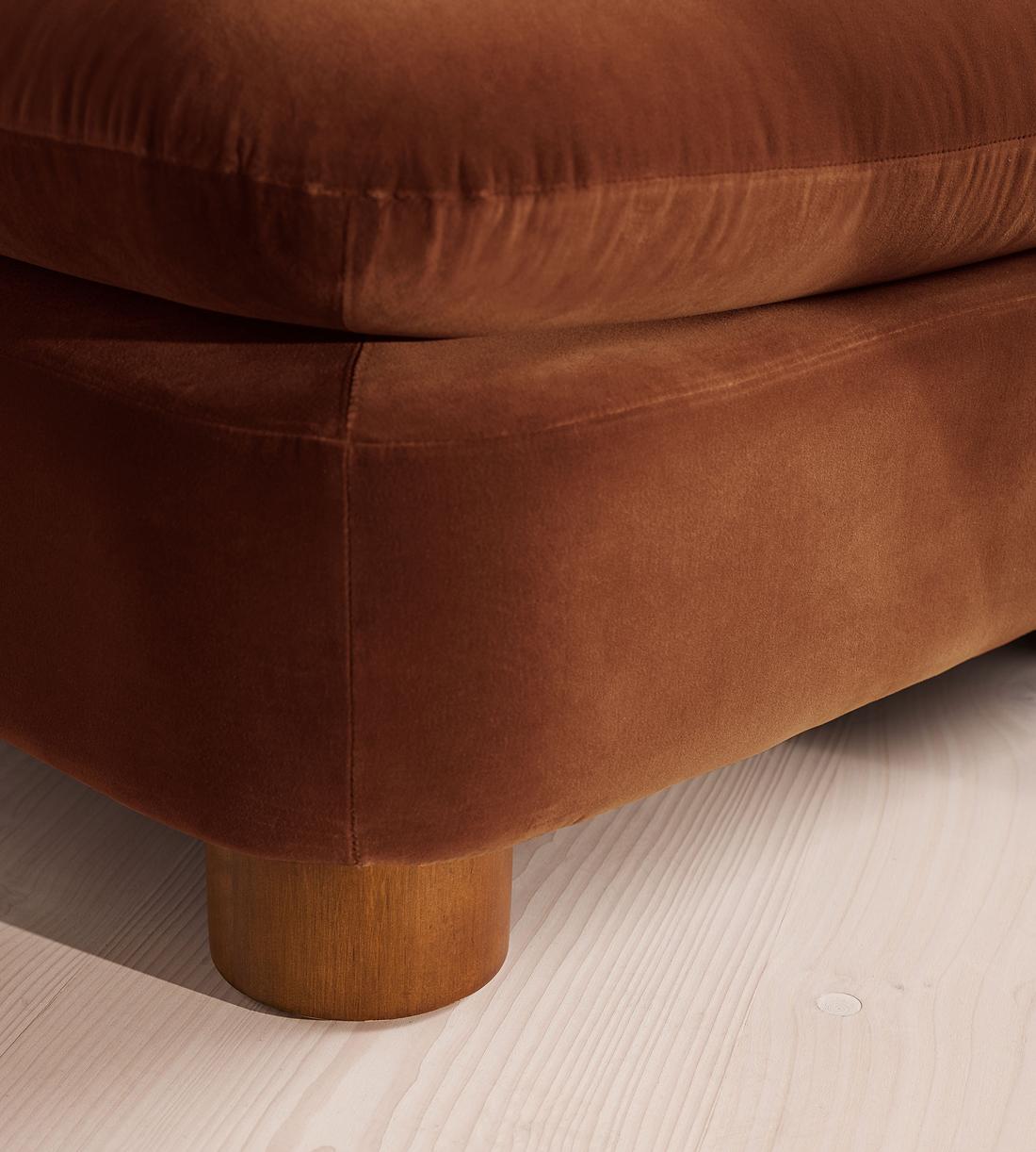 Vivienne Ottoman - Velvet - Cinnamon - US - Image 4