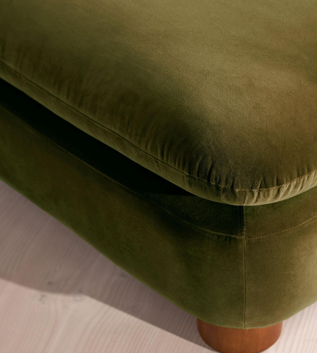 Vivienne Ottoman - Velvet Olive - Images - Image 3