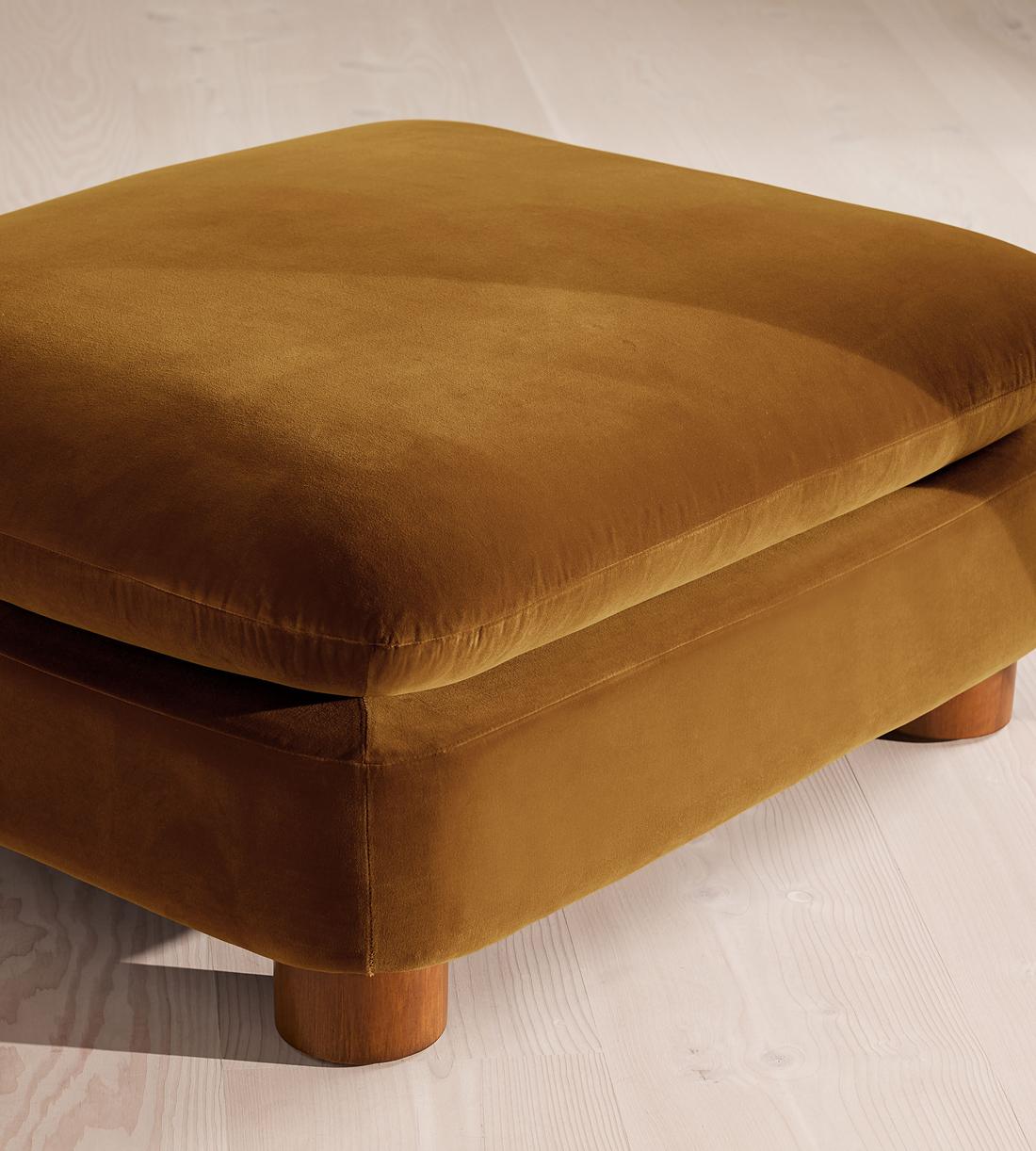 Vivienne Ottoman - Velvet Mustard - US - Images - Image 5