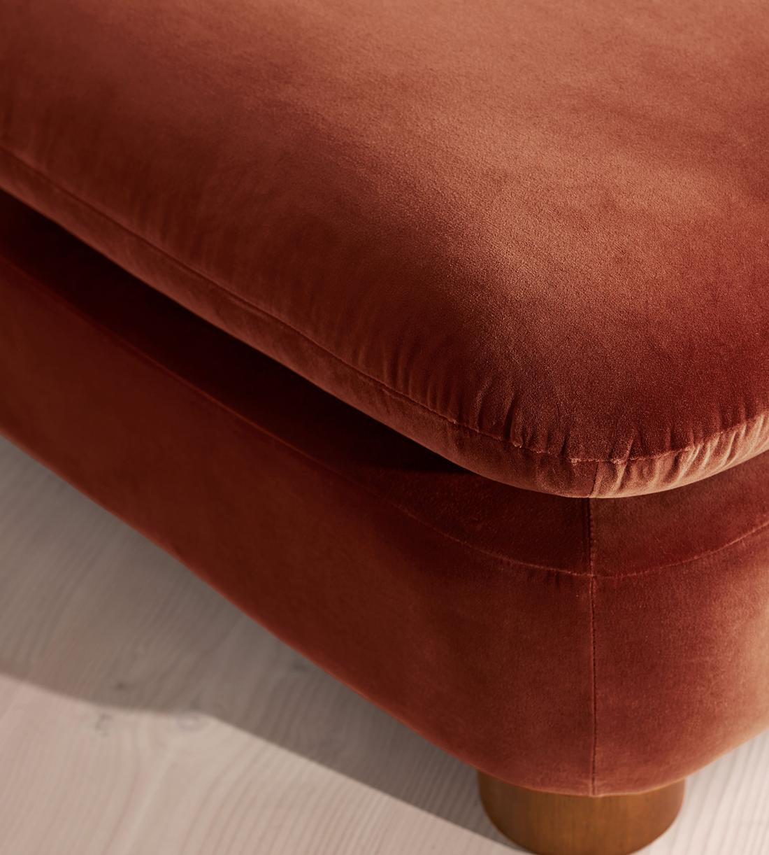 Vivienne Ottoman - Velvet Rust - Images - Image 3
