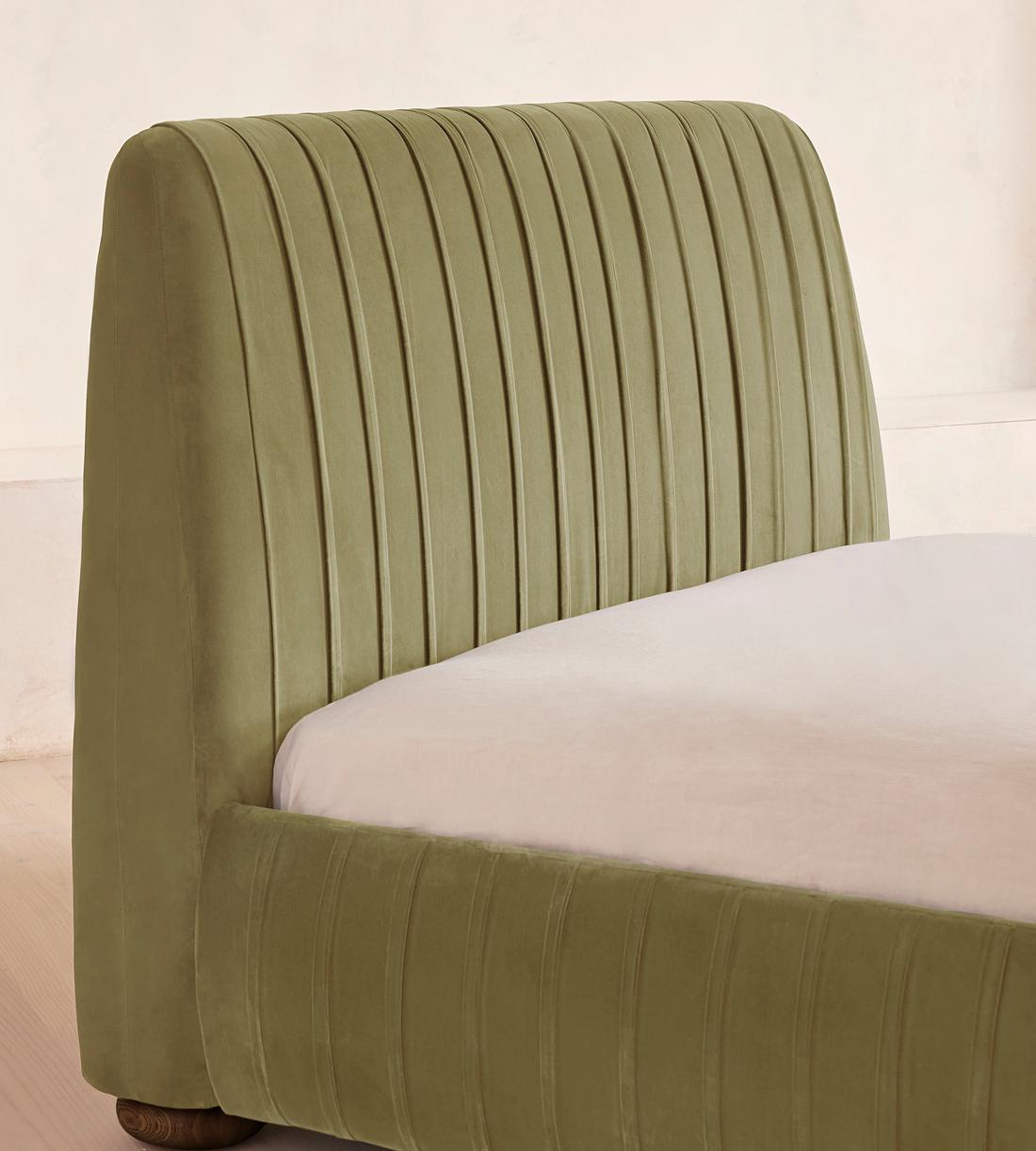 Vivienne Bed - California King - Velvet - Lichen - US - Images - Image 3