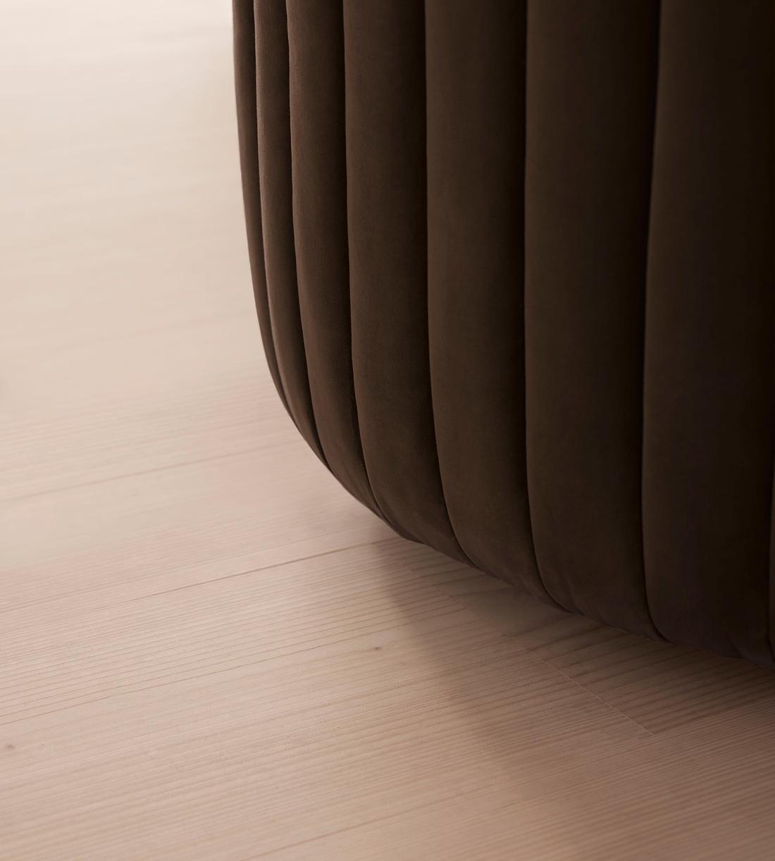 Vivienne Armchair - Velvet - Chocolate - Images - Image 5