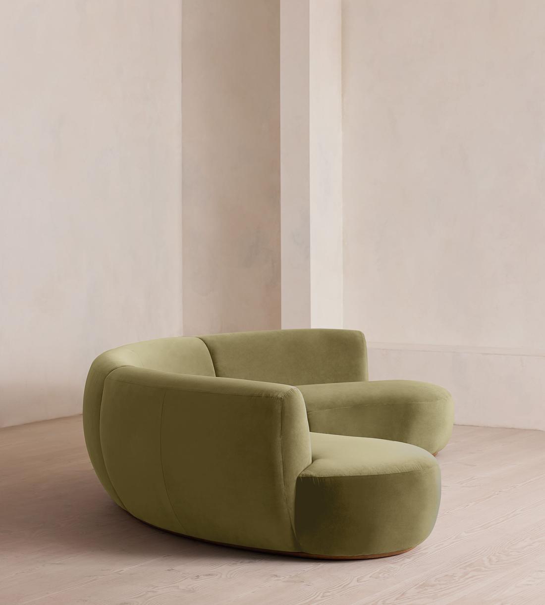 Aline Serpentine Sectional Sofa - Four Seater - Lichen Velvet - US - Images - Image 3