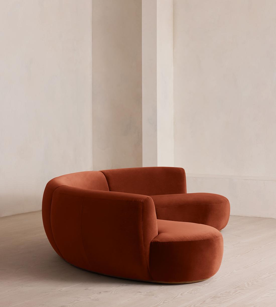 Aline Serpentine Sectional Sofa - Four Seater - Rust Velvet - US - Images - Image 3