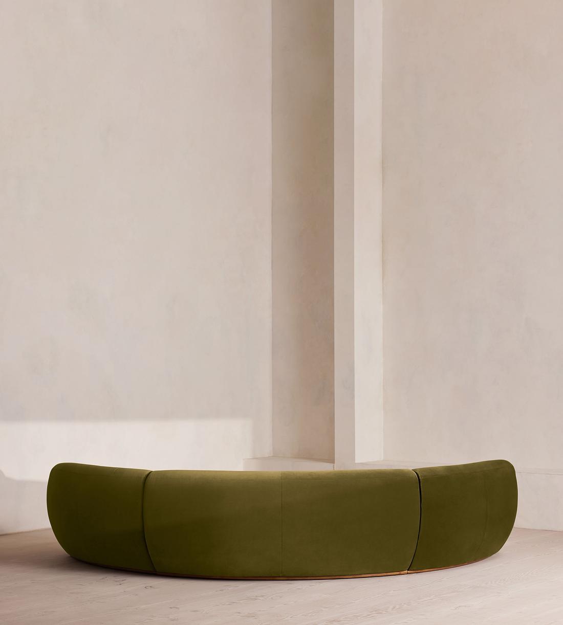Aline Serpentine Sectional Sofa - Four Seater - Olive Velvet - US - Images - Image 4