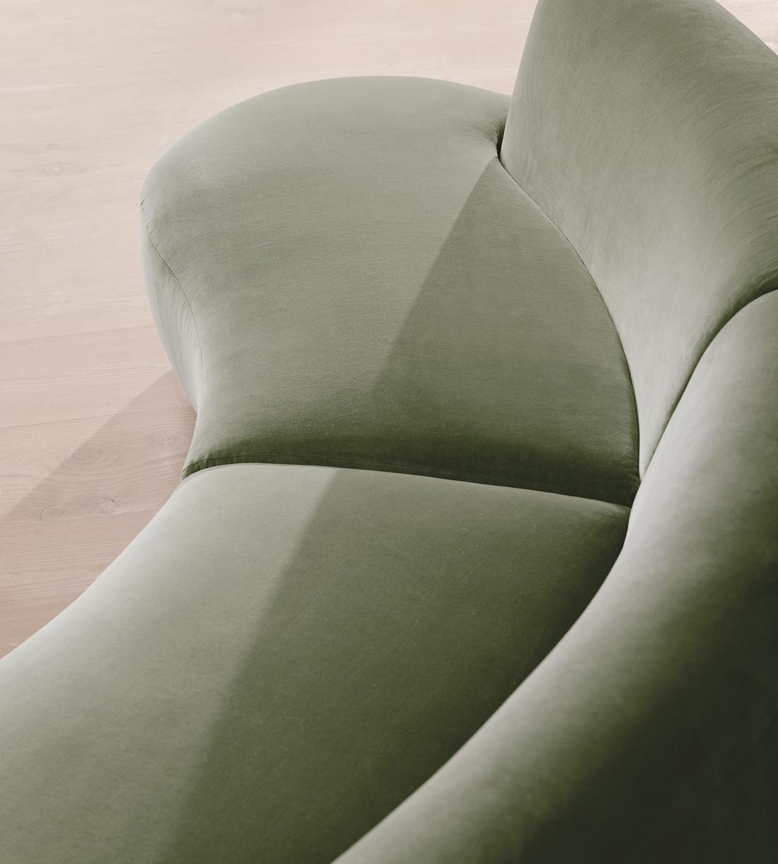 Aline Serpentine Sectional Sofa - Four Seater - Velvet - Seafoam - US - Images - Image 6