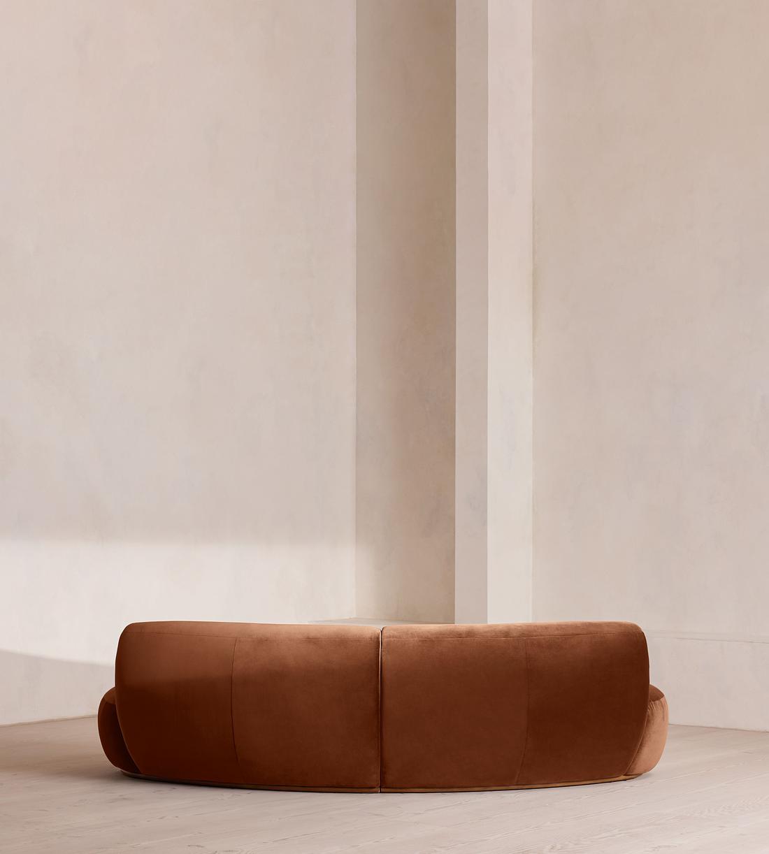 Aline Serpentine Sectional Sofa - Three Seater - Velvet - Cinnamon - US - Images - Image 4
