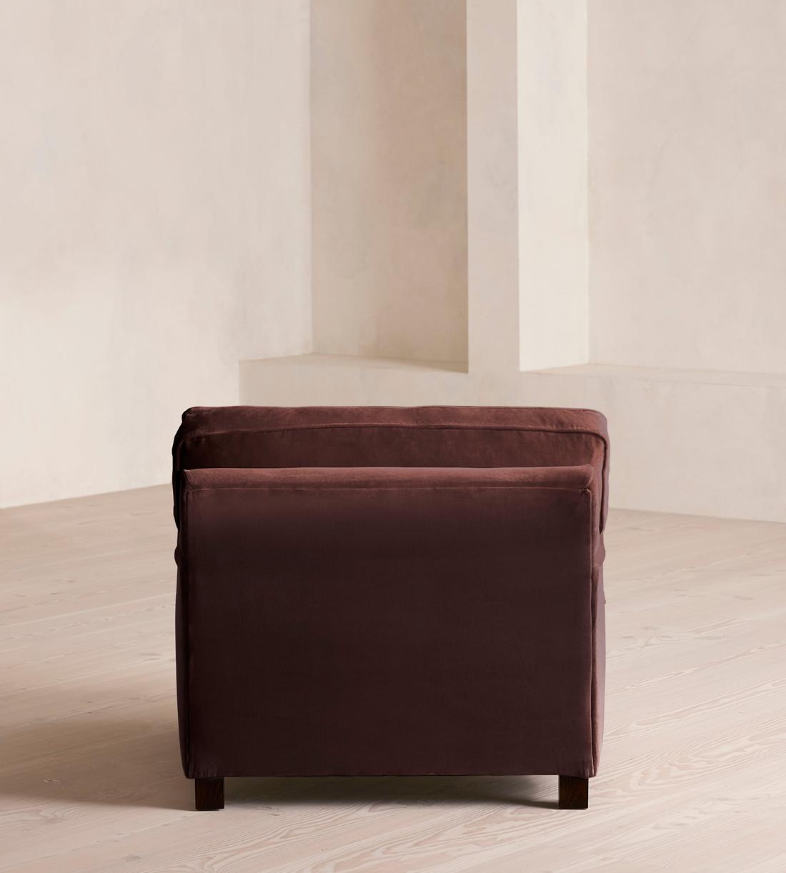 Arundel Loveseat - Velvet - Aubergine - Images - Image 4