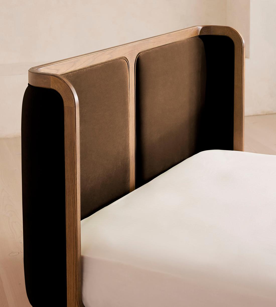 Belsa Bed - Light Oak - King - Velvet - Chocolate - Images - Image 4