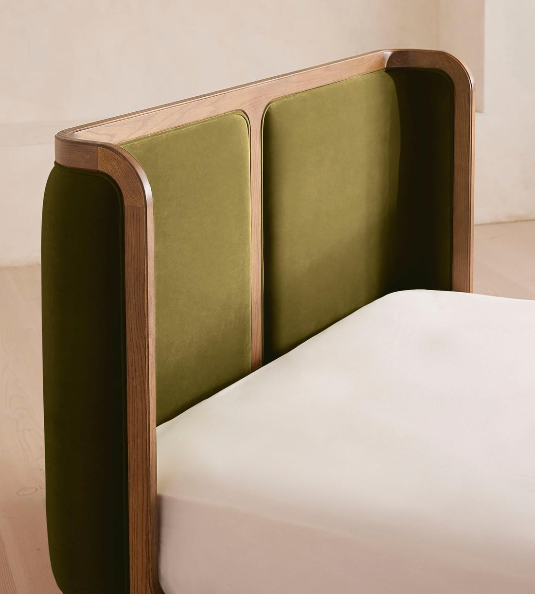 Belsa Bed - Light Oak - King - Velvet - Olive - Images - Image 4