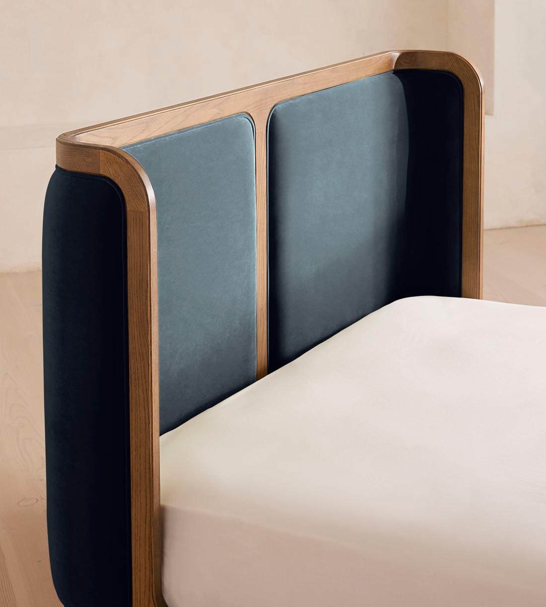 Belsa Bed - Light Oak - King - Velvet - Grey Blue - US - Images - Image 4