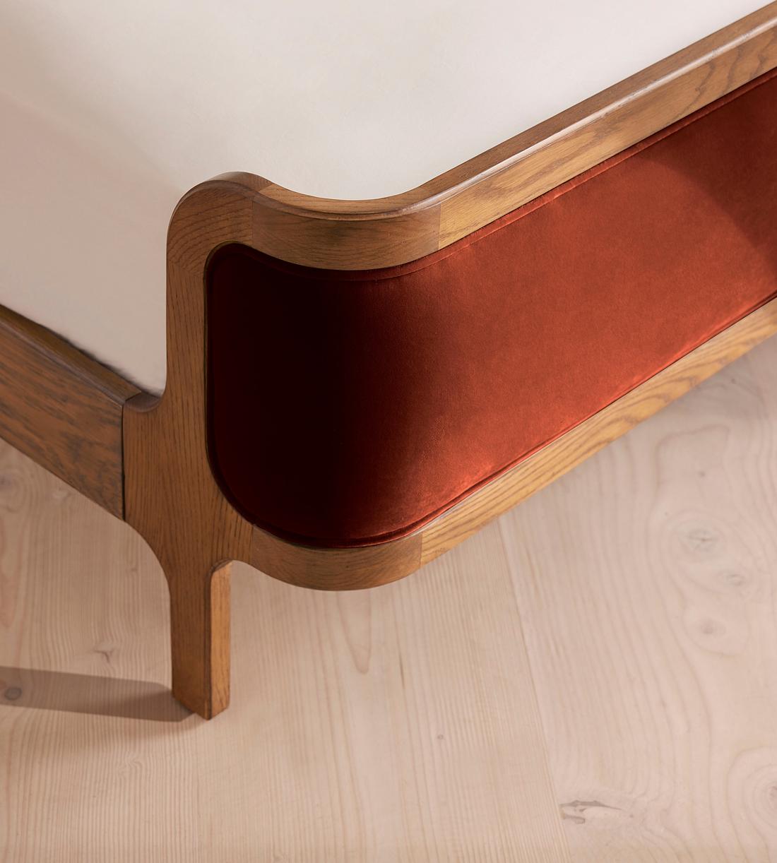 Belsa Bed - Light Oak - King - Velvet - Rust - US - Images - Image 5