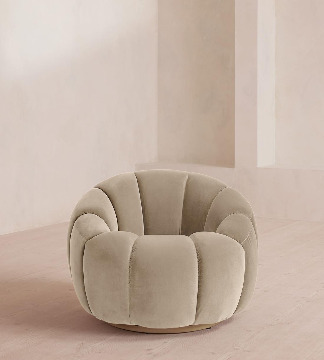 Garret Chair - Velvet - Oyster - UK - Listing - Image 2