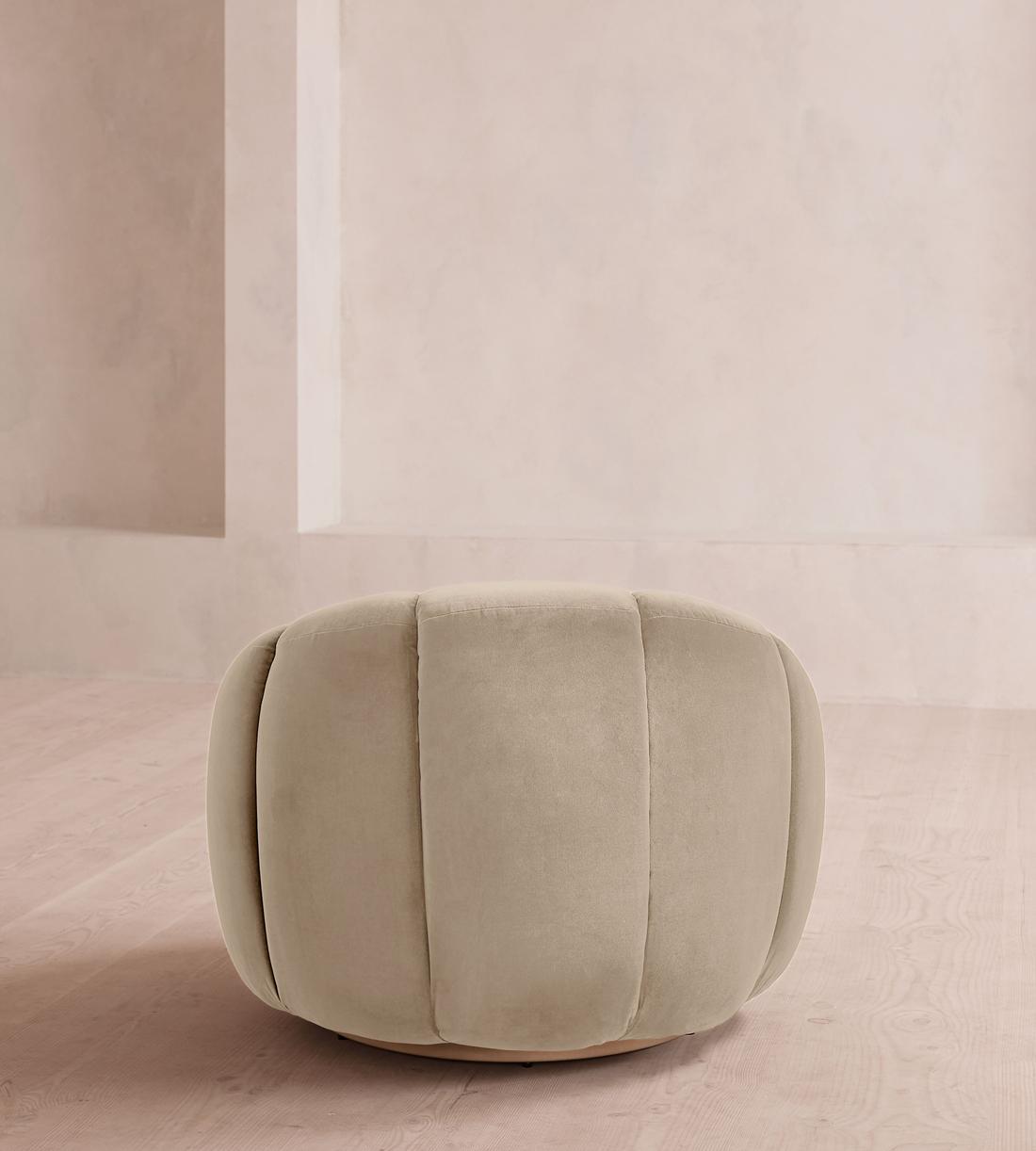 Garret Chair - Velvet - Oyster - UK - Images - Image 4