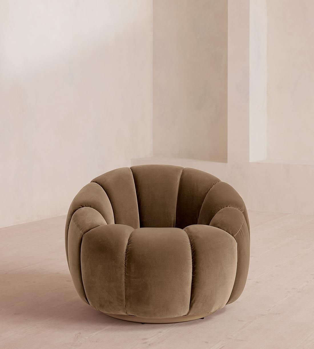 Garret Chair - Velvet - Truffle - UK - Listing - Image 2