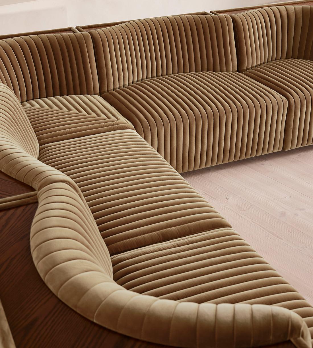 Hamish Sectional Sofa - Corner Sofa - Velvet - Truffle - US - Images - Image 5