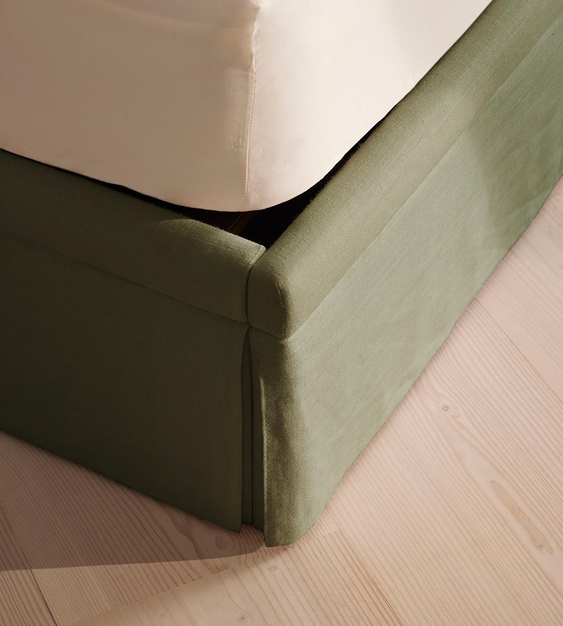Mika Bed - King - Linen - Sage - US - Images - Image 6