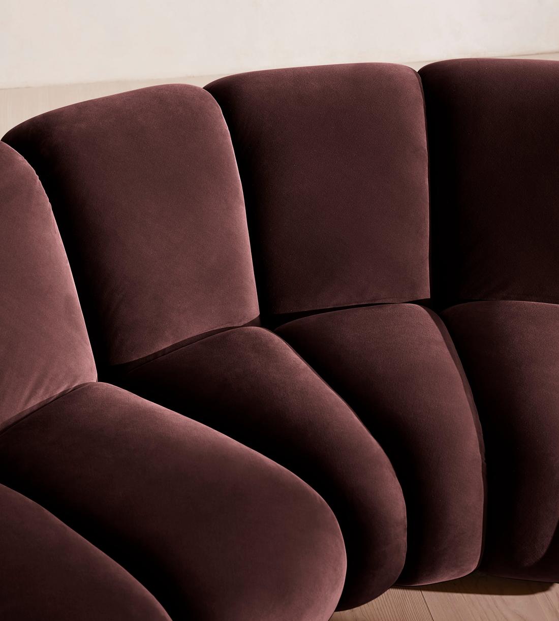 Noelle Sectional Curved Sofa - Six Seater - Velvet - Aubergine - US - Images - Image 5