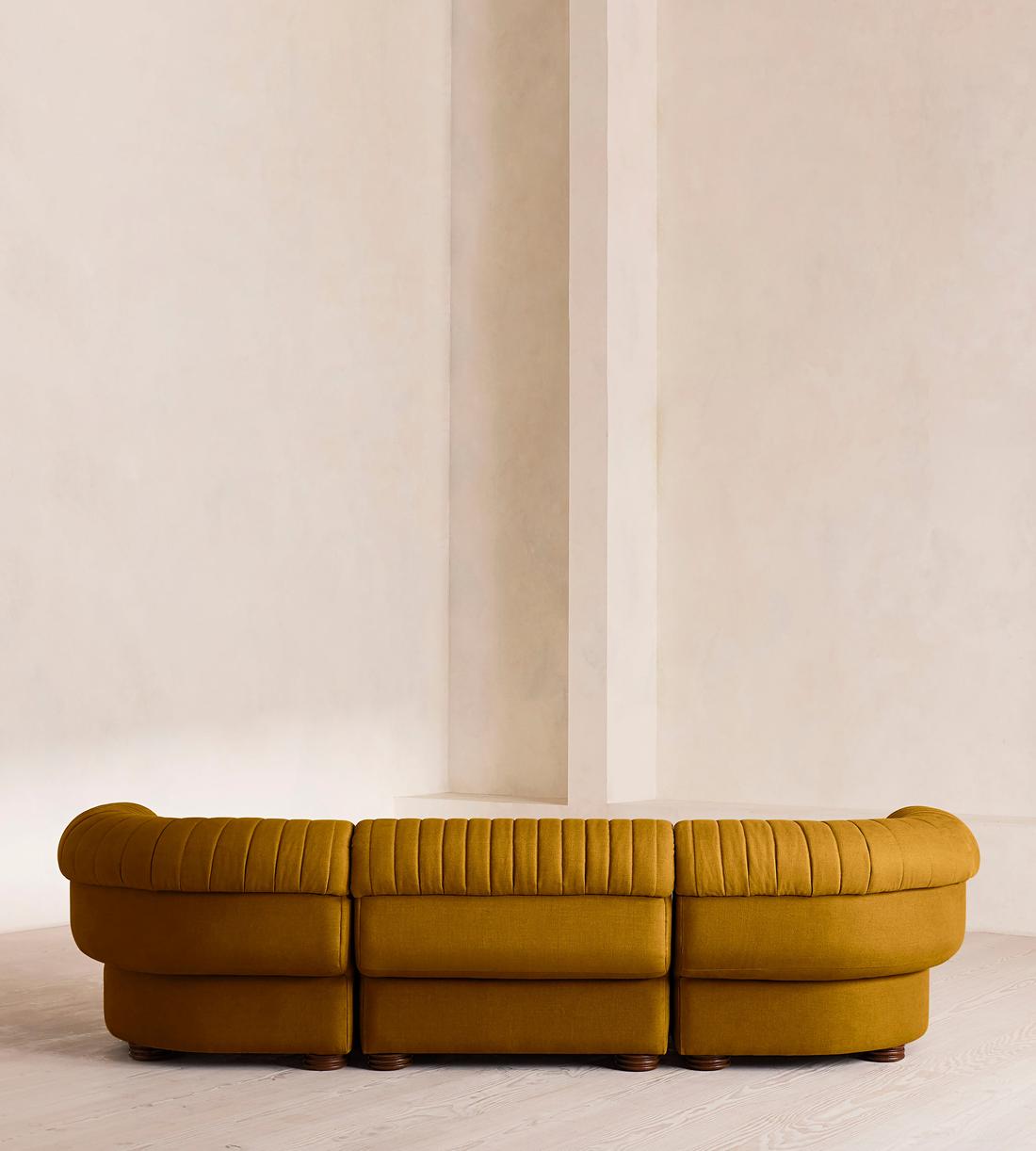 Rava Sectional Sofa - Four Seater - Linen - Turmeric - US - Images - Image 4