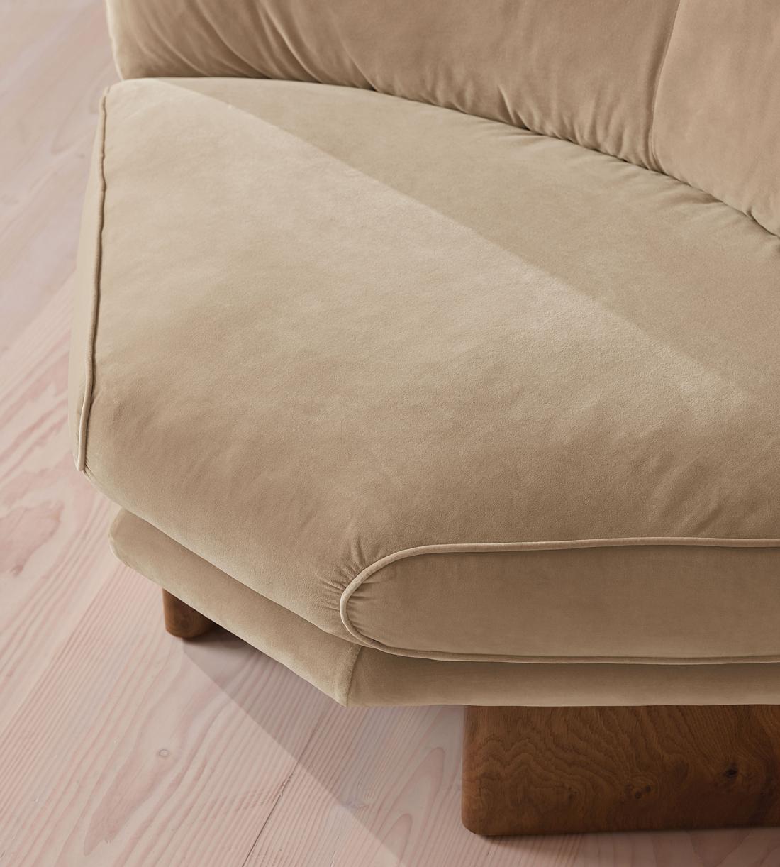 Tellis Corner Chair - Velvet - Oyster - US - Images - Image 5