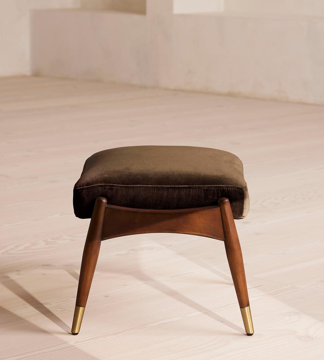 Theodore Footstool - Velvet - Chocolate Brown - Images - Image 3