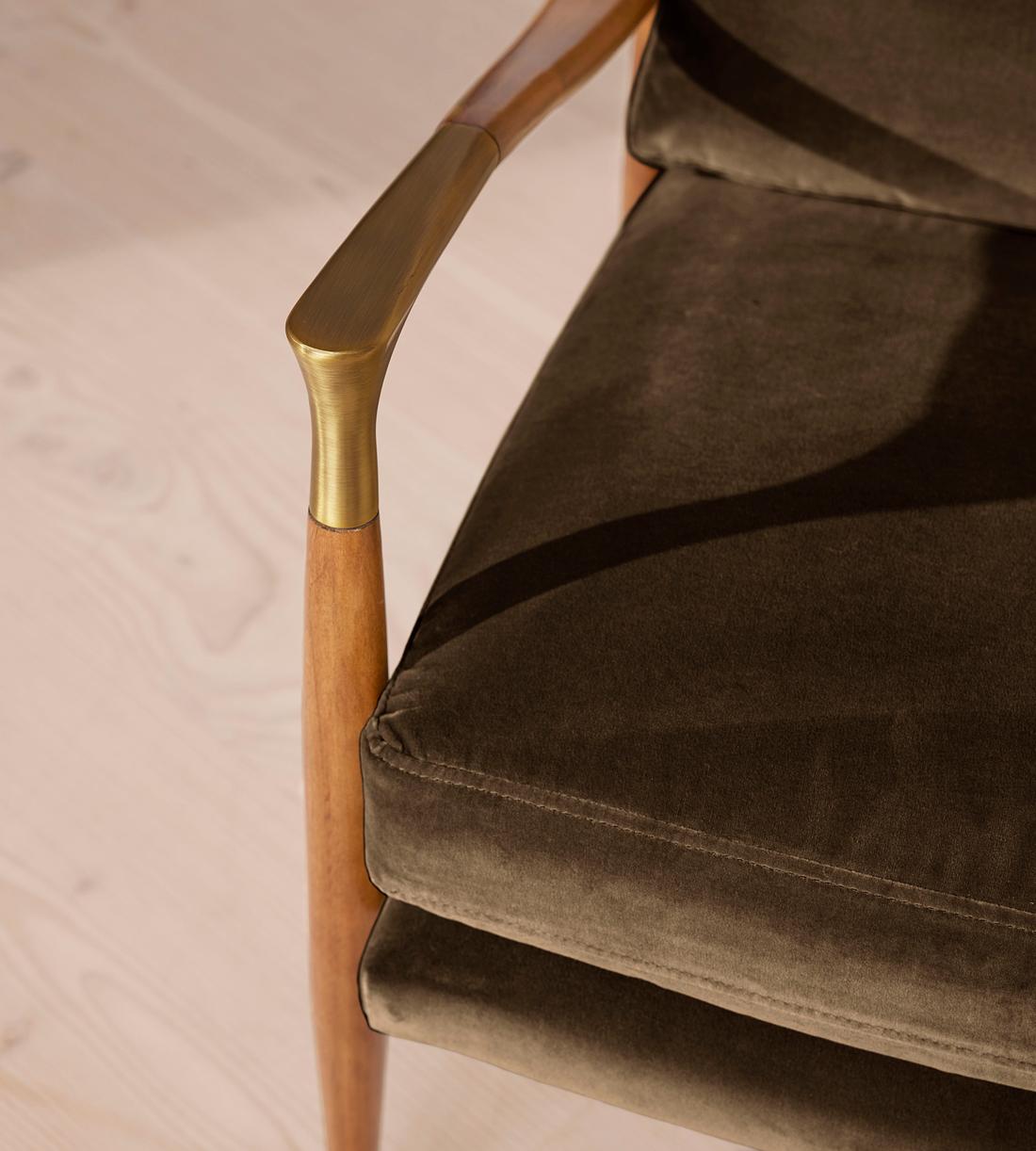 Theodore Oak Armchair - Velvet - Chocolate Brown - Images - Image 5