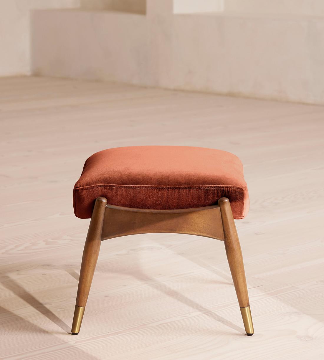 Theodore Oak Footstool Velvet Rust - US - Images - Image 3