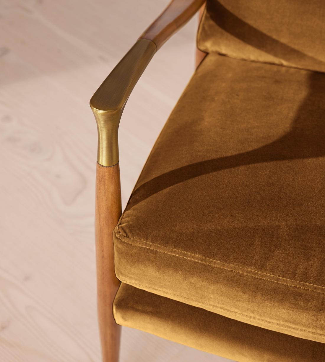 Theodore Oak Armchair - Velvet - Mustard - US - Images - Image 5