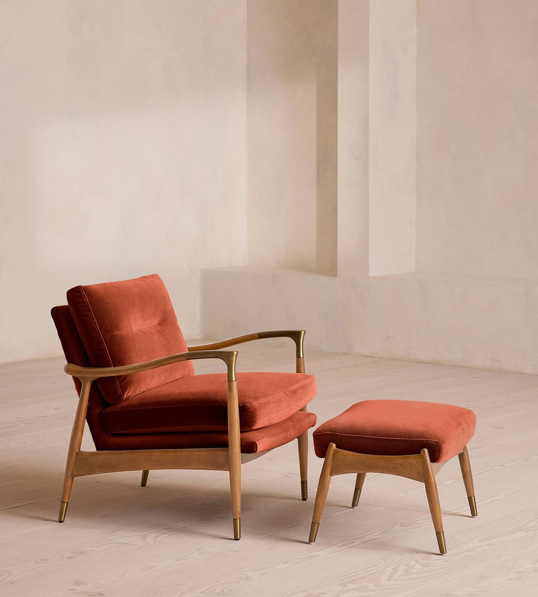Theodore Oak Armchair - Velvet Rust - Images - Image 4