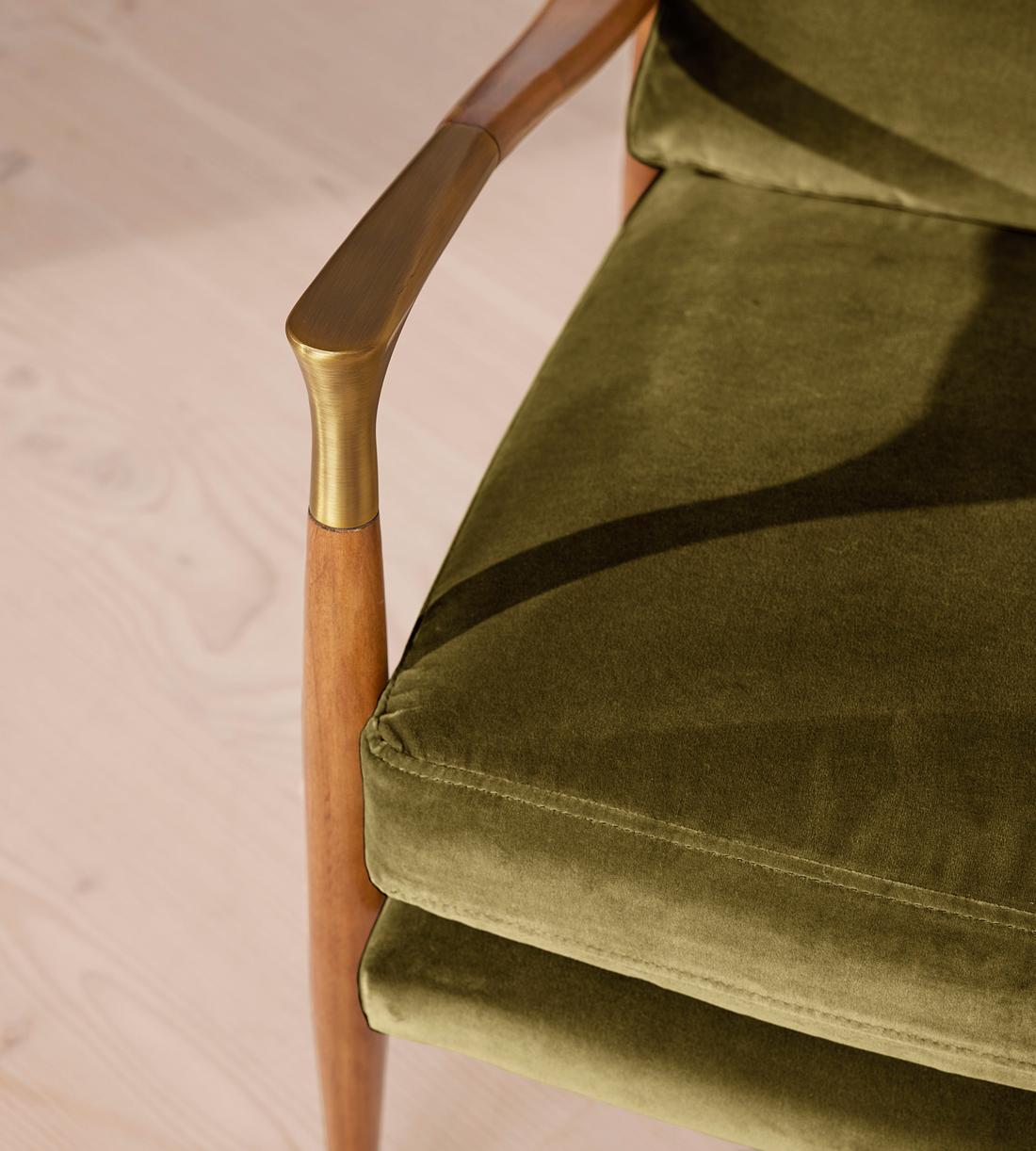 Theodore Oak Armchair - Velvet Olive - Images - Image 5