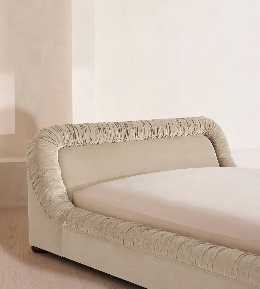Vara Bed - King - Velvet - Oyster - UK - Images - Image 3