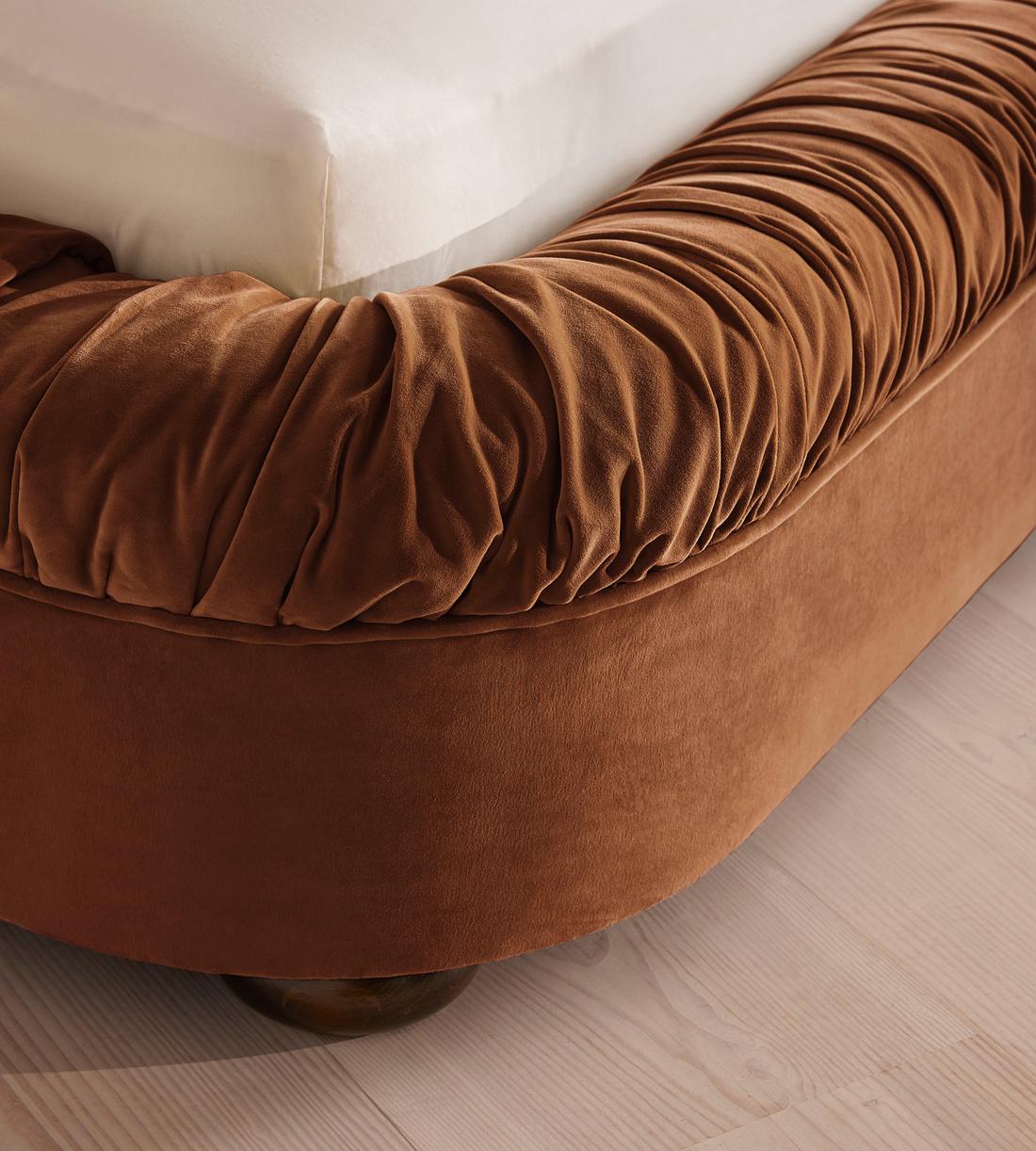 Vara Bed - Emperor - Velvet - Cinnamon - UK - Images - Image 4