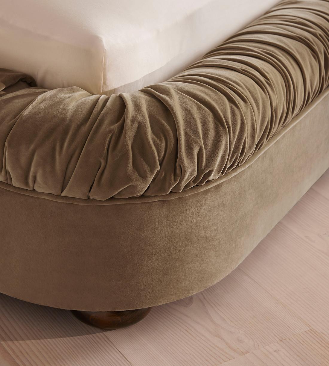Vara Bed - King - Velvet - Truffle - UK - Images - Image 4