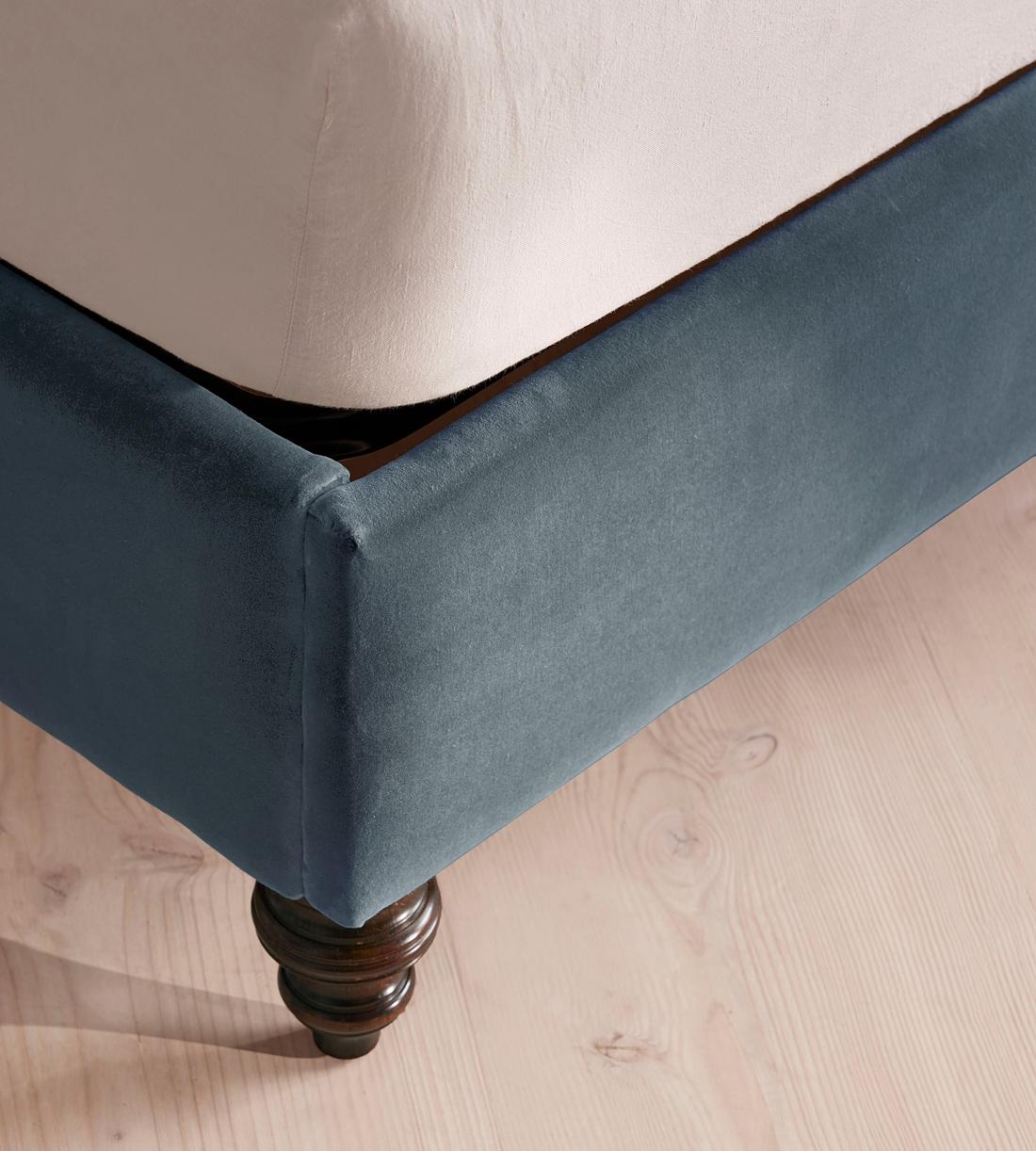 Rivas Bed - Emperor - Velvet - Grey Blue - Images - Image 3
