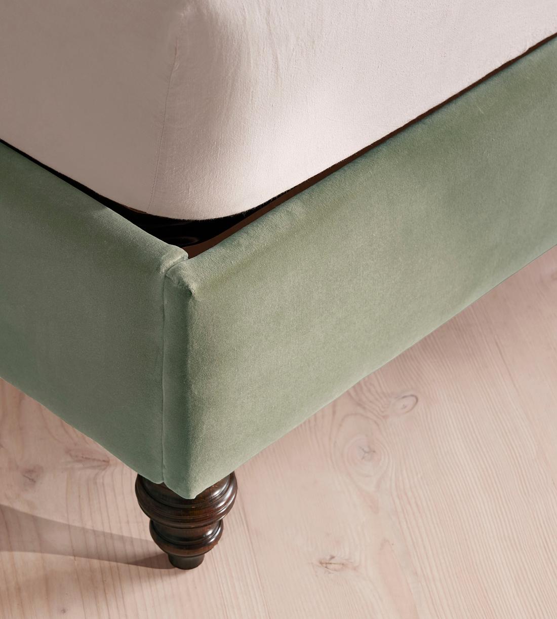 Rivas Bed - Full - Velvet - Seafoam - US - Images - Image 3