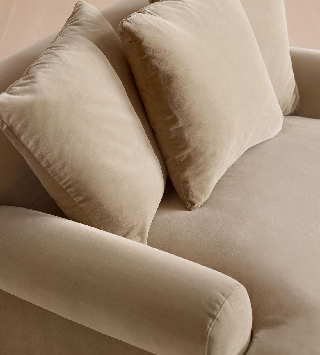 Audrey Loveseat - Velvet - Oyster - US - Images - Image 5