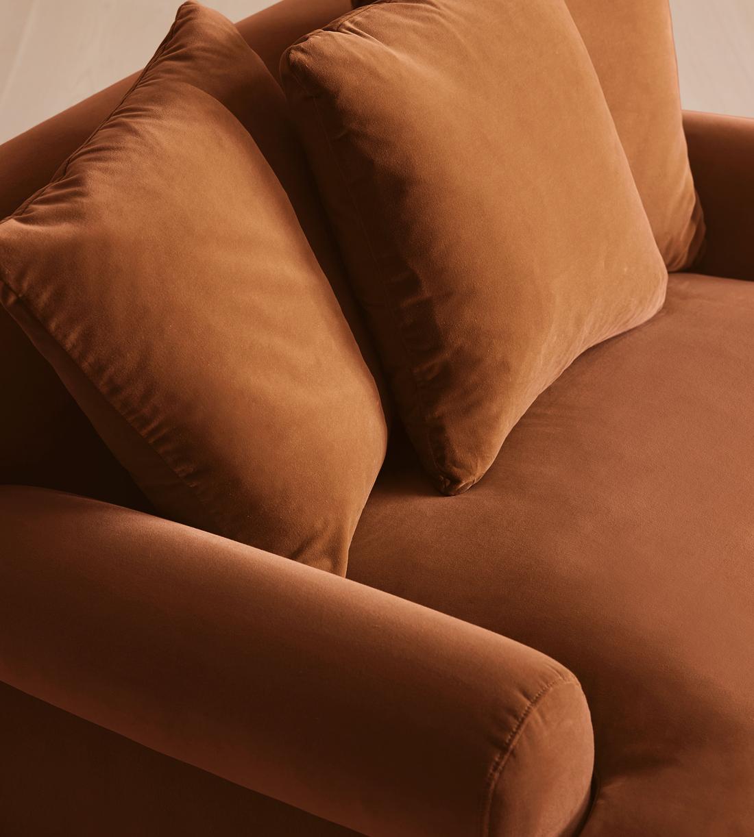 Audrey Loveseat - Velvet - Cinnamon - UK - Images - Image 5