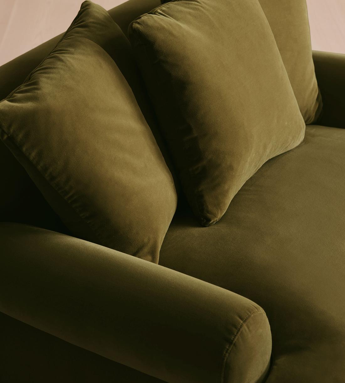Audrey Loveseat - Velvet - Olive - Images - Image 5