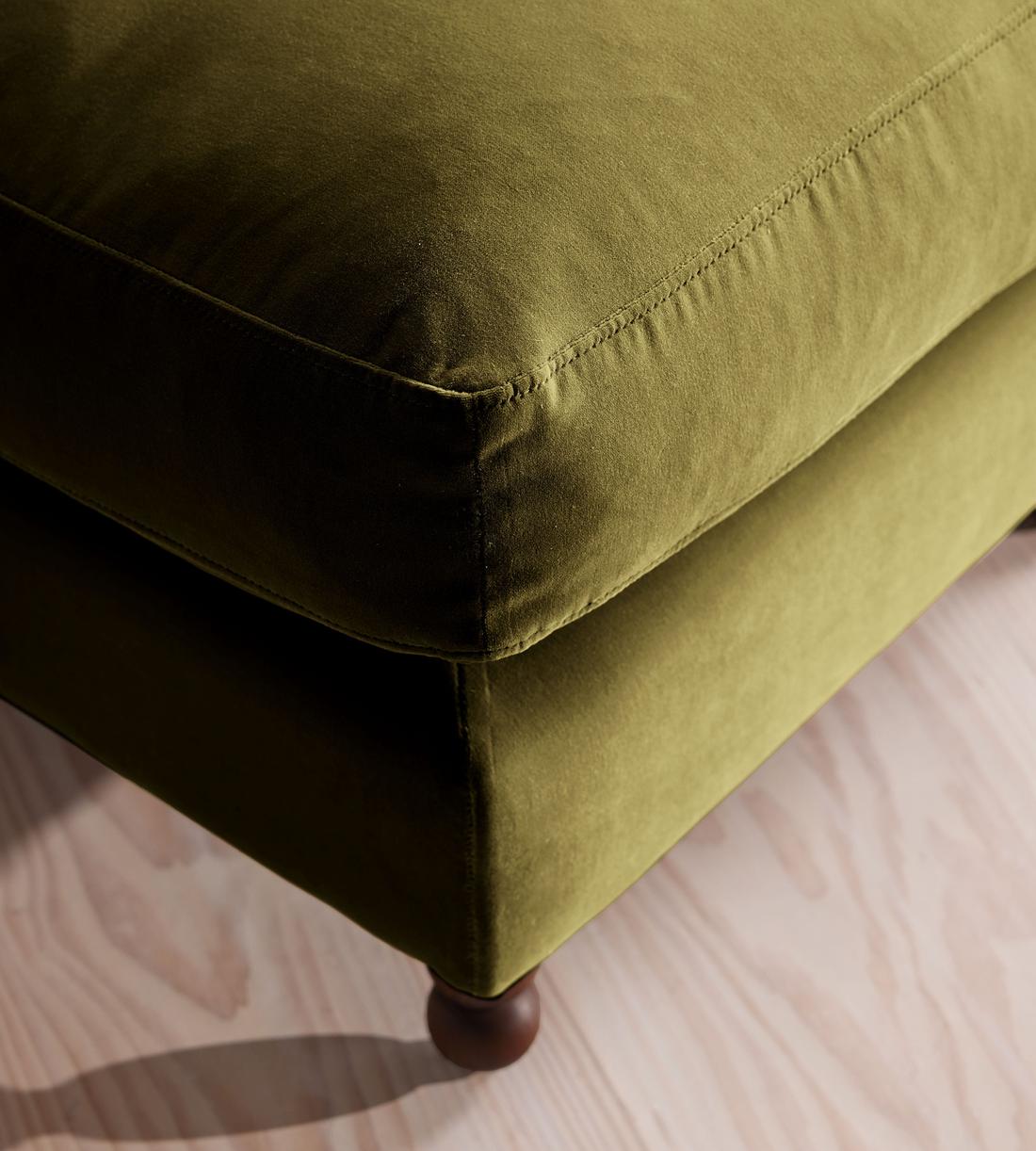 Audrey Rectangle Ottoman - Velvet - Olive - Images - Image 4