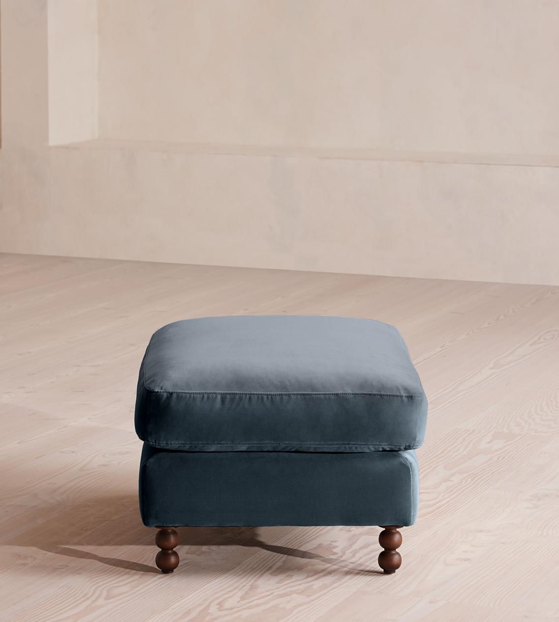 Audrey Rectangle Ottoman - Velvet - Grey Blue - Images - Image 3