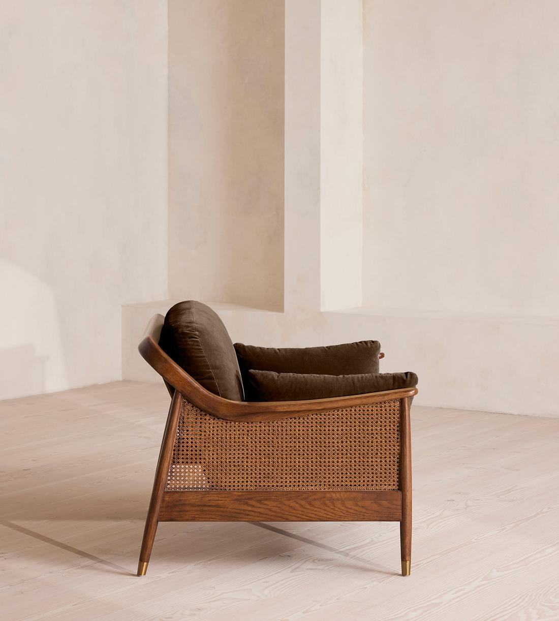 Atlanta Loveseat - Velvet - Chocolate - Images - Image 3