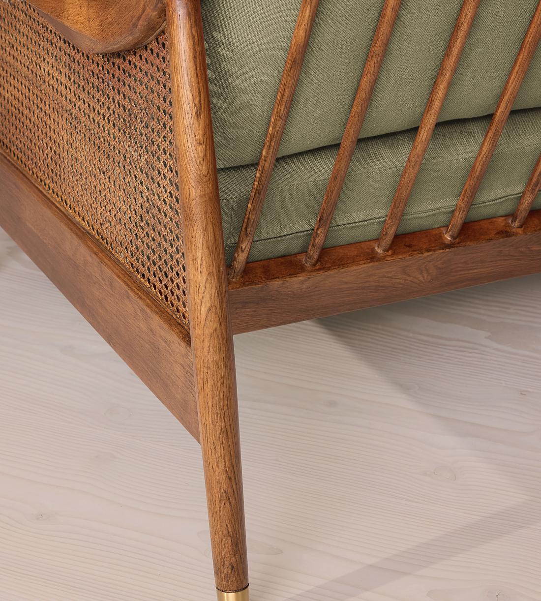 Atlanta Loveseat - Linen - Sage - Images - Image 6